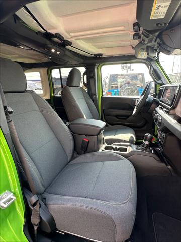 2025 Jeep Wrangler 4-Door Summit 4x4