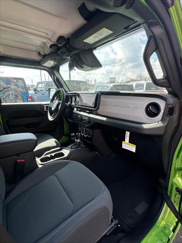2025 Jeep Wrangler 4-Door Summit 4x4