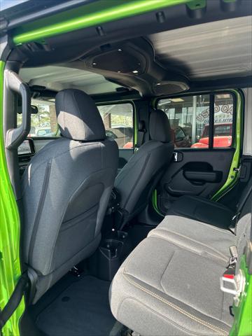 2025 Jeep Wrangler 4-Door Summit 4x4
