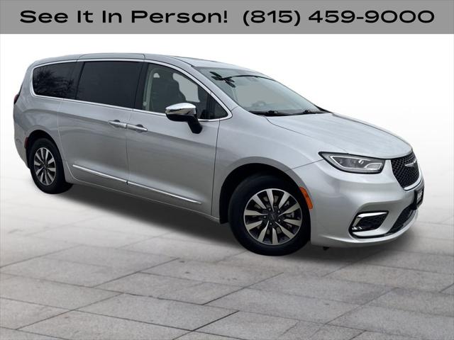 2023 Chrysler Pacifica Hybrid Limited