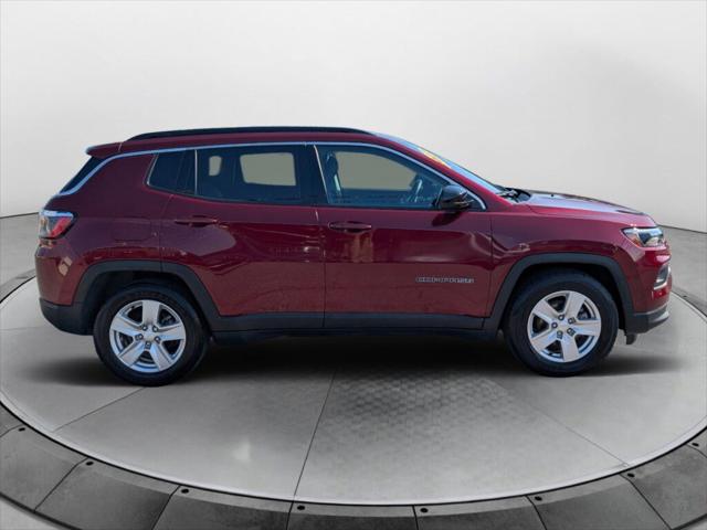 2022 Jeep Compass Latitude FWD