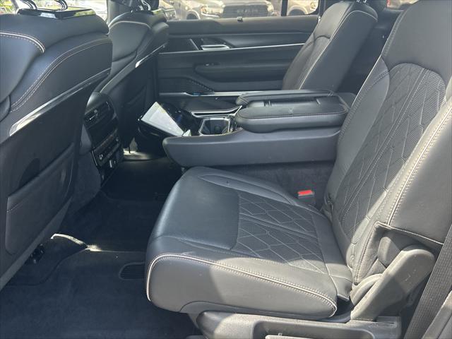 2024 Jeep Grand Wagoneer Series III Obsidian 4x4