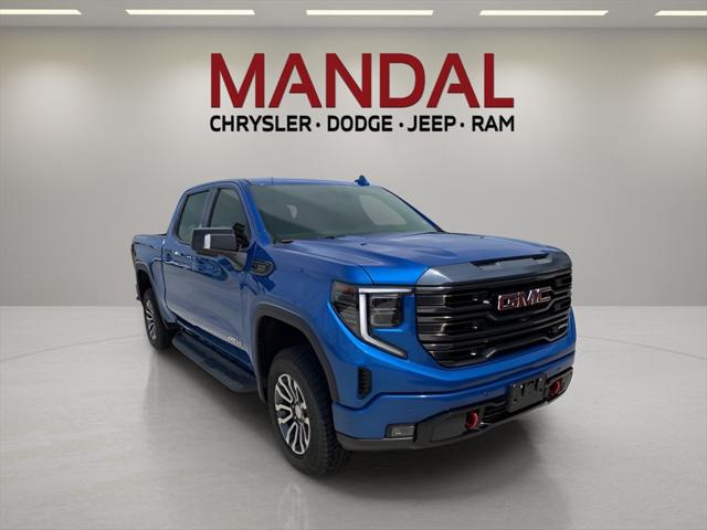 2023 GMC Sierra 1500 4WD Crew Cab Short Box AT4
