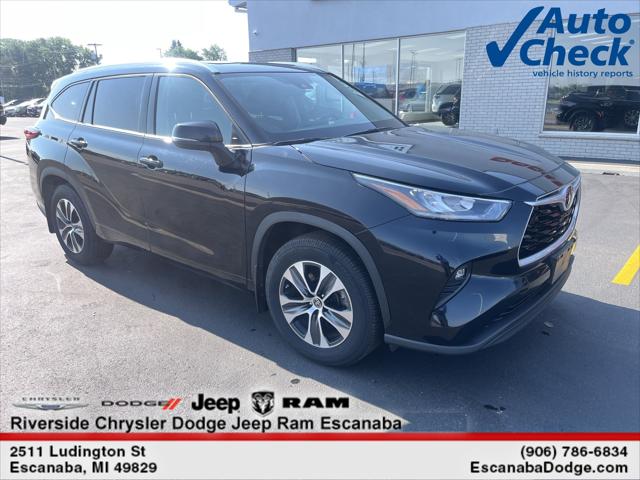 2021 Toyota Highlander XLE 2021 Toyota Highlander XLE