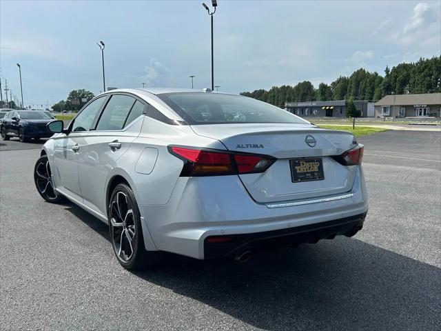 2023 Nissan Altima SR FWD
