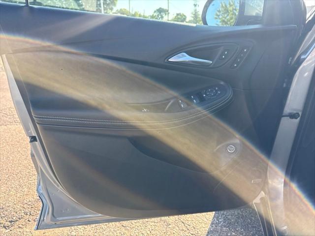 2025 Buick Encore GX Avenir AWD