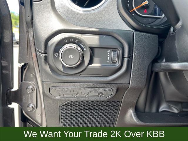 2025 Jeep Wrangler 4-Door Sahara 4x4