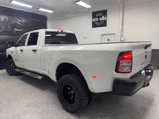 2019 Ram 3500 Tradesman Crew Cab 4x4 8' Box