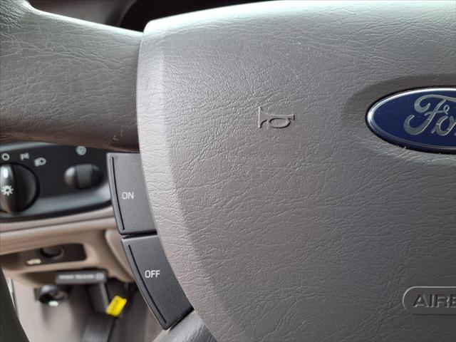 2004 Ford Taurus SES