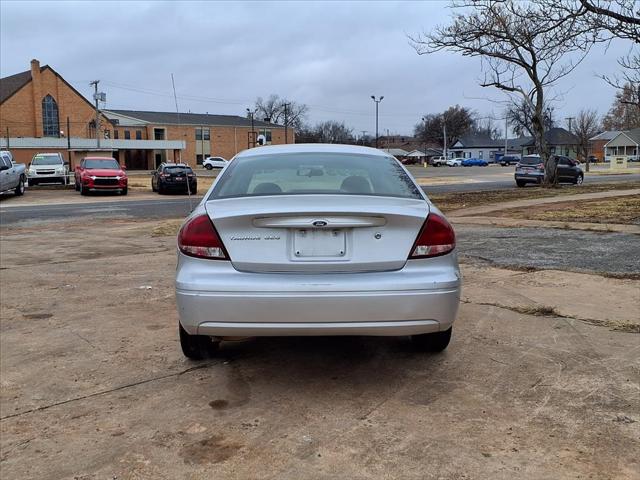 2004 Ford Taurus SES