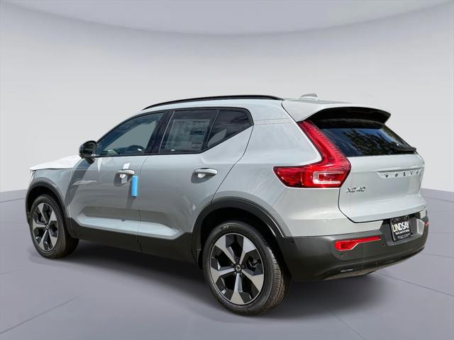 2026 Volvo XC40 B5 Plus