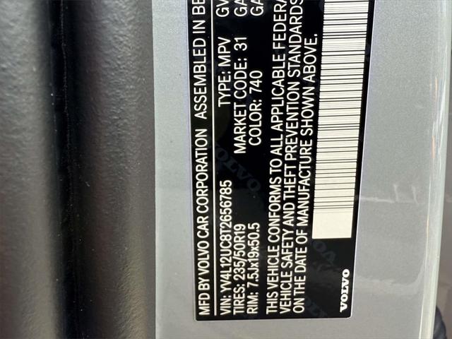 2026 Volvo XC40 B5 Plus