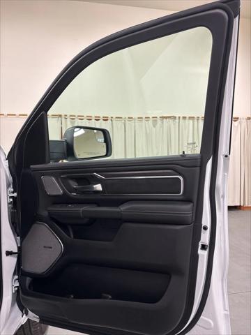 2026 Ram 1500 Laramie Crew Cab 4x4 5'7" Box