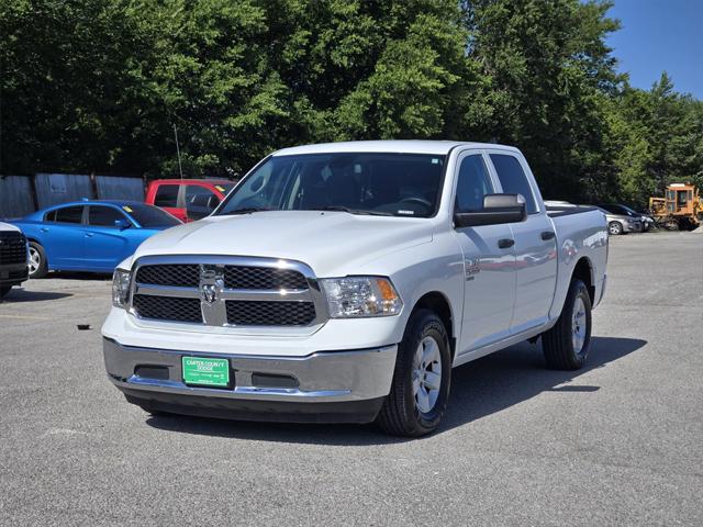 2023 RAM 1500 Classic SLT Crew Cab 4x2 57 Box 2023 RAM 1500 Classic SLT Crew Cab 4x2 57 Box