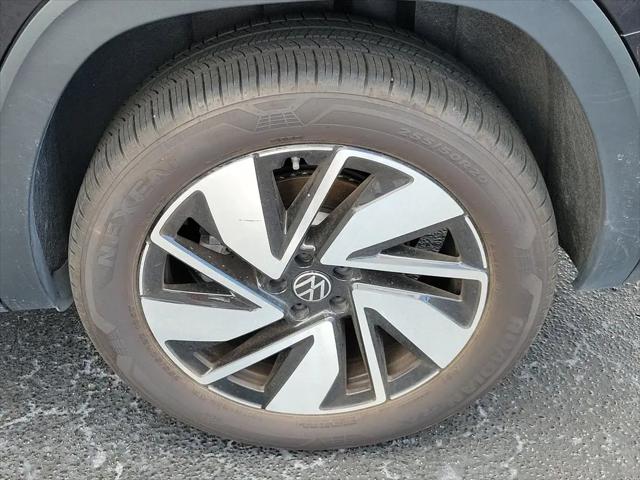 2025 Volkswagen Atlas 2.0T SEL