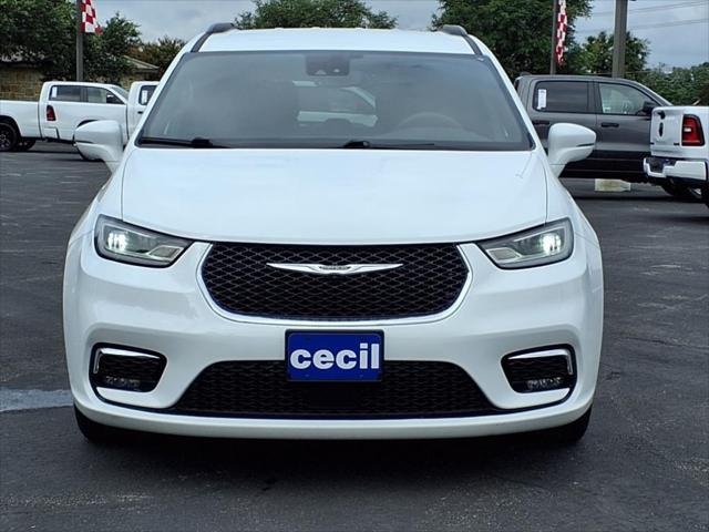 2022 Chrysler Pacifica Touring