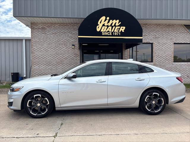 2022 Chevrolet Malibu FWD LT