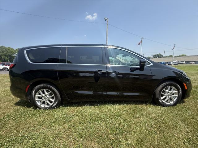 2024 Chrysler Pacifica Touring L 2024 Chrysler Pacifica Touring L