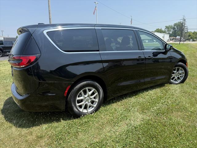 2024 Chrysler Pacifica Touring L 2024 Chrysler Pacifica Touring L