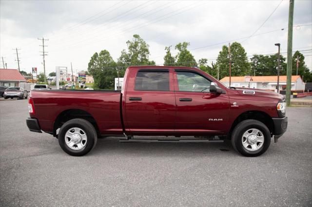 2022 RAM 3500 Tradesman Crew Cab 4x4 64 Box