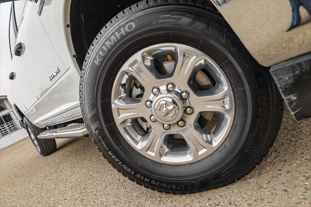 2024 RAM 2500 Big Horn Crew Cab 4x4 64 Box 2024 RAM 2500 Big Horn Crew Cab 4x4 64 Box