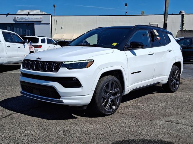 2025 Jeep Compass COMPASS LIMITED 4X4