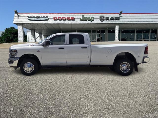 2025 RAM Ram 3500 RAM 3500 TRADESMAN CREW CAB 4X4 8 BOX