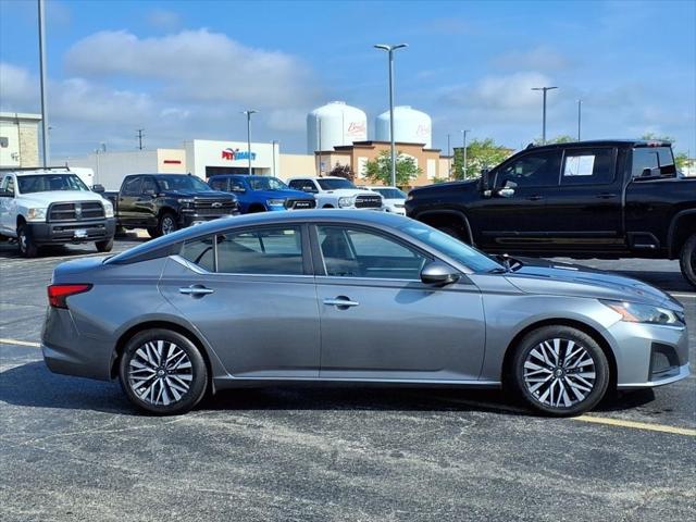 2023 Nissan Altima SV FWD