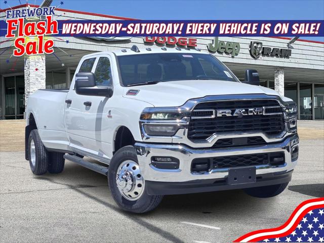 2025 RAM Ram 3500 RAM 3500 TRADESMAN CREW CAB 4X4 8 BOX