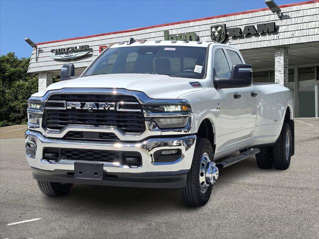 2025 RAM Ram 3500 RAM 3500 TRADESMAN CREW CAB 4X4 8 BOX