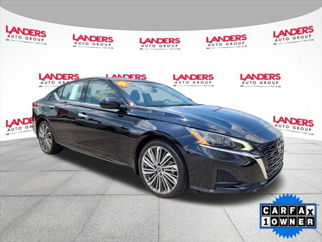 2025 Nissan Altima SL FWD