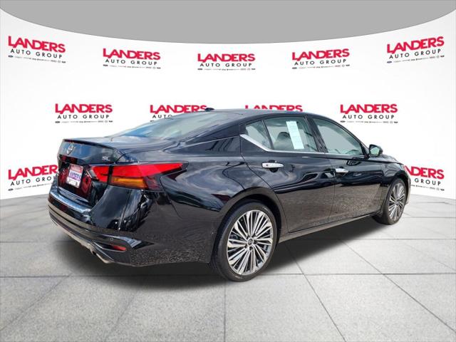 2025 Nissan Altima SL FWD