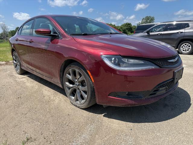 2015 Chrysler 200 S