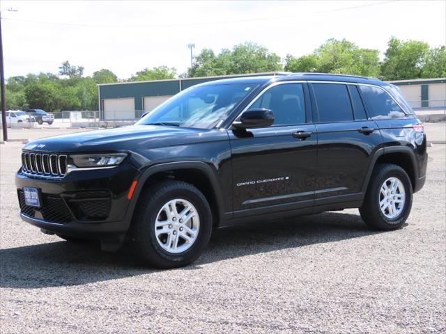2024 Jeep Grand Cherokee Laredo 4x2
