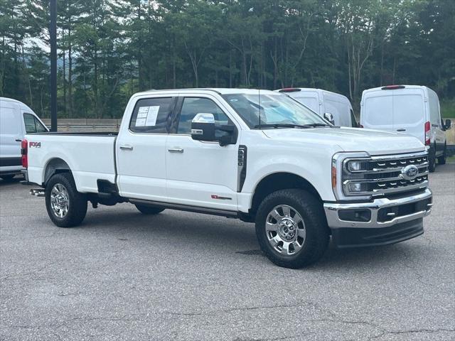 2023 Ford F-350 LARIAT
