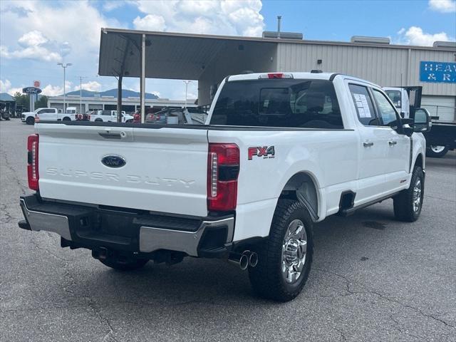 2023 Ford F-350 LARIAT