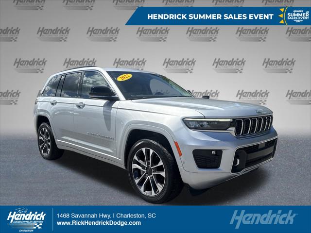 2022 Jeep Grand Cherokee Overland 4x2