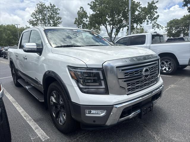 2023 Nissan TITAN Crew Cab Platinum Reserve 4x2