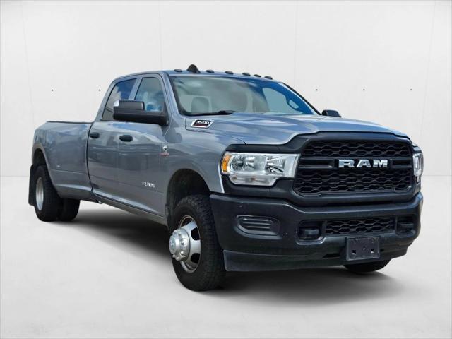 2022 RAM 3500 Tradesman Crew Cab 4x4 8 Box