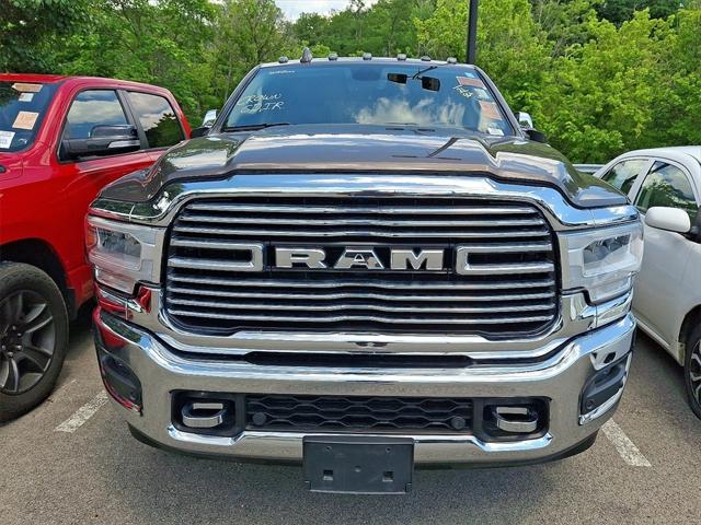 2021 RAM 3500 Laramie Crew Cab 4x4 8 Box