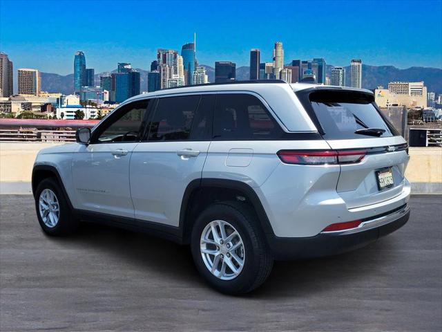 2025 Jeep Grand Cherokee Laredo X 4x2