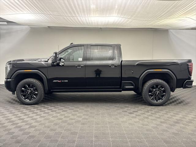 2024 GMC Sierra 2500HD 4WD Crew Cab Standard Bed AT4