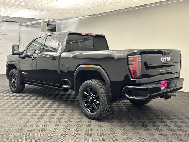 2024 GMC Sierra 2500HD 4WD Crew Cab Standard Bed AT4