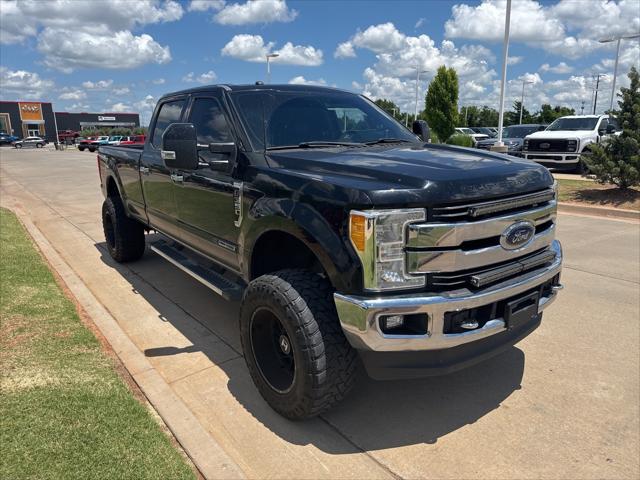 2017 Ford F-350 LARIAT