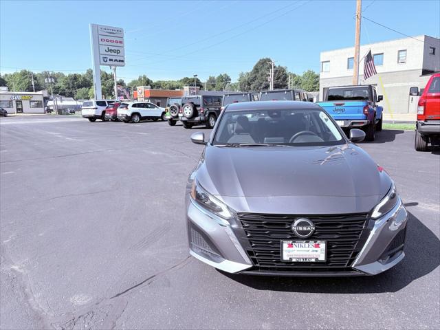 2023 Nissan Altima SV FWD