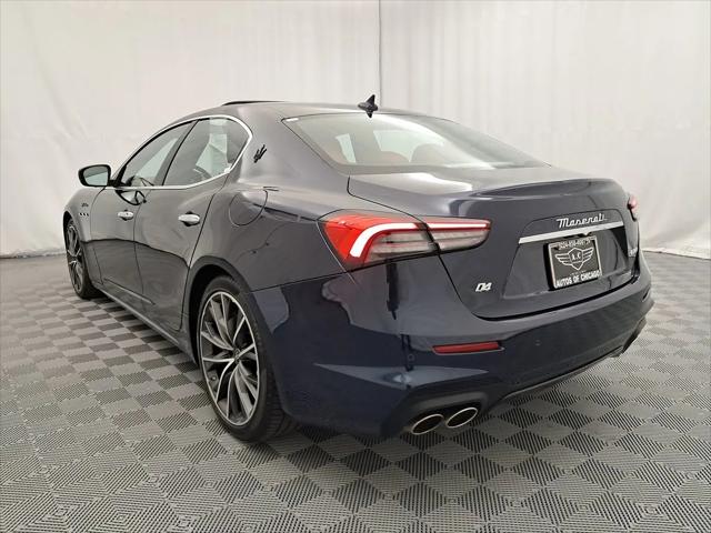 2022 Maserati Ghibli Modena Q4