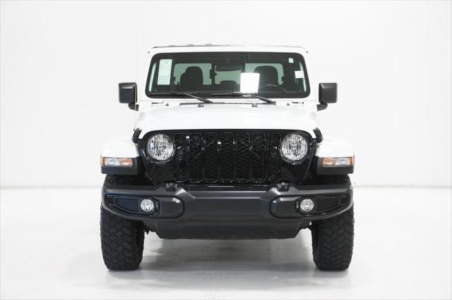 2021 Jeep Gladiator Willys 4x4