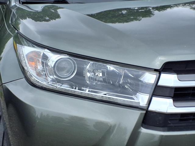 2019 Toyota Highlander Limited Platinum