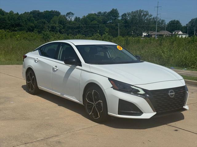 2024 Nissan Altima SR FWD