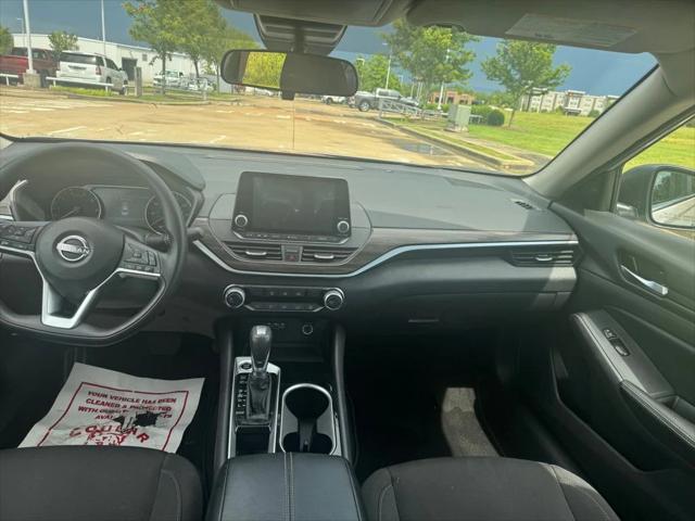 2024 Nissan Altima SV FWD
